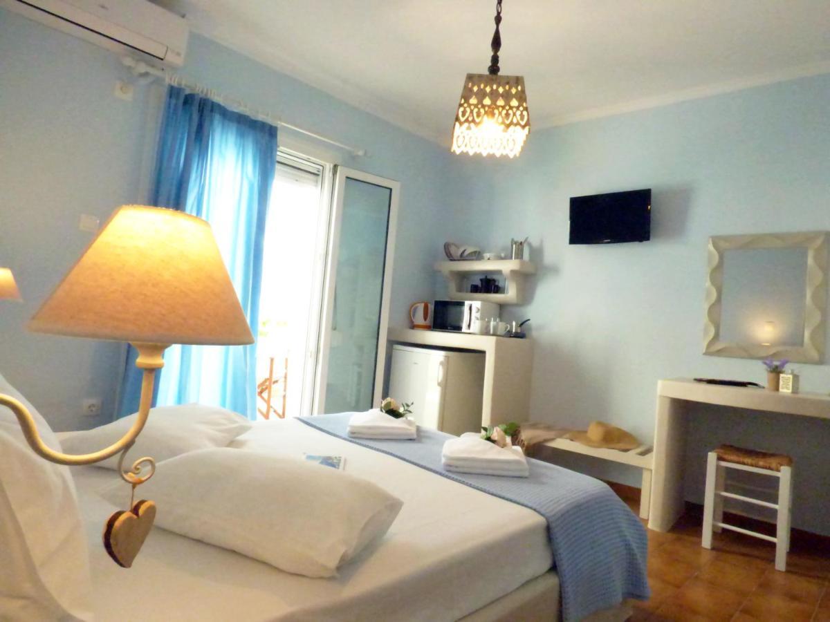 Tasoula Guest House Adámas Eksteriør bilde