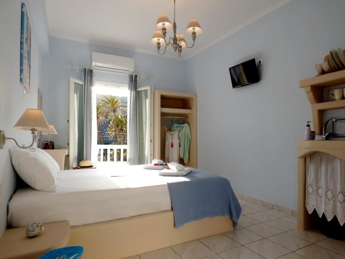 Tasoula Guest House Adámas Eksteriør bilde
