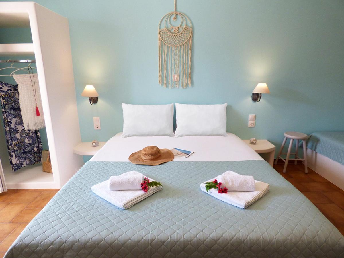 Tasoula Guest House Adámas Eksteriør bilde