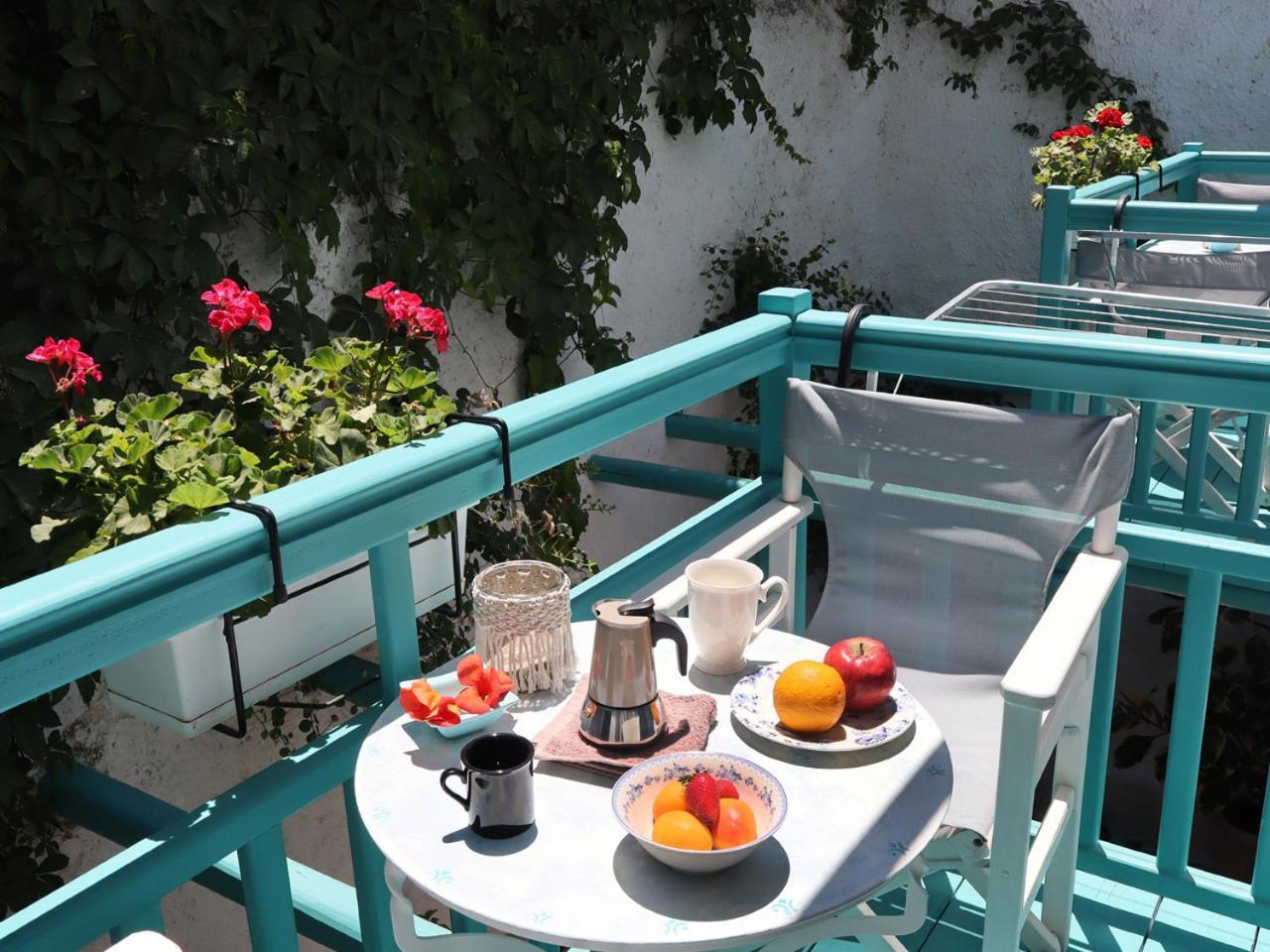 Tasoula Guest House Adámas Eksteriør bilde
